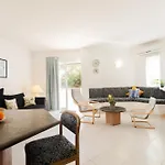 Acolhedor T1, Vista Piscina , Balaia Golf Village Апартаменты