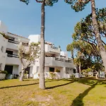 Acolhedor T1, Vista Piscina , Balaia Golf Village Apartamento