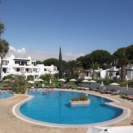 Apartment Acolhedor T1, Vista Piscina , Balaia Golf Village