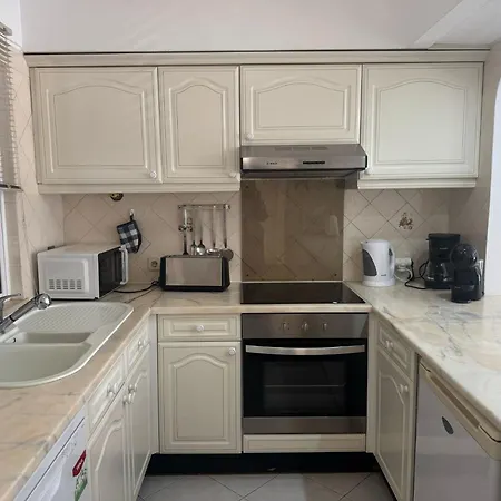 Apartment Acolhedor T1, Vista Piscina , Balaia Golf Village *