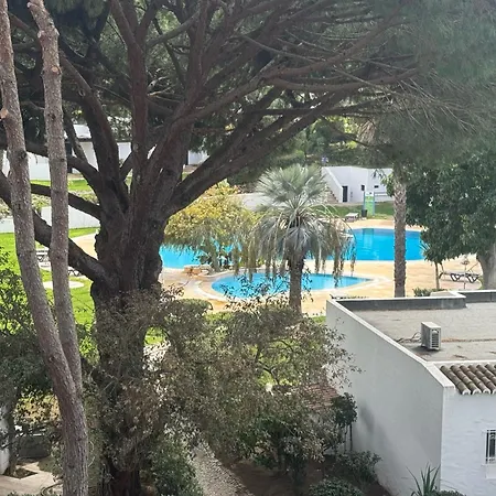 Acolhedor T1, Vista Piscina , Balaia Golf Village Апартаменты Албуфейра