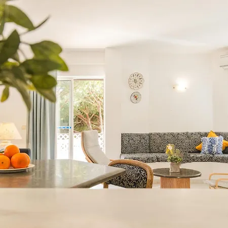 Apartment Acolhedor T1, Vista Piscina , Balaia Golf Village *