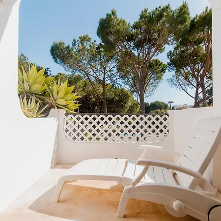 Acolhedor T1, Vista Piscina , Balaia Golf Village Διαμέρισμα Αλμπουφέιρα