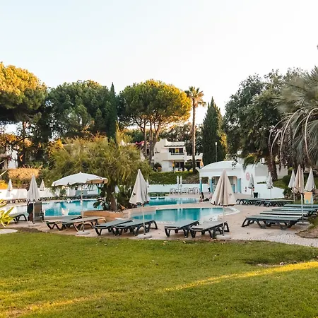 Acolhedor T1, Vista Piscina , Balaia Golf Village Албуфейра